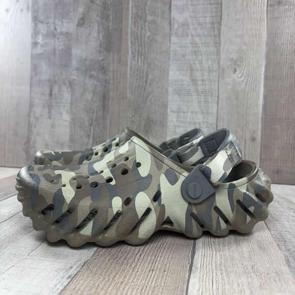 Crocs Echo Camo Redux Big Kids Boys Size 5 Clog Slip-On Shoes Sandal Shoes Green - Picture 1 of 11